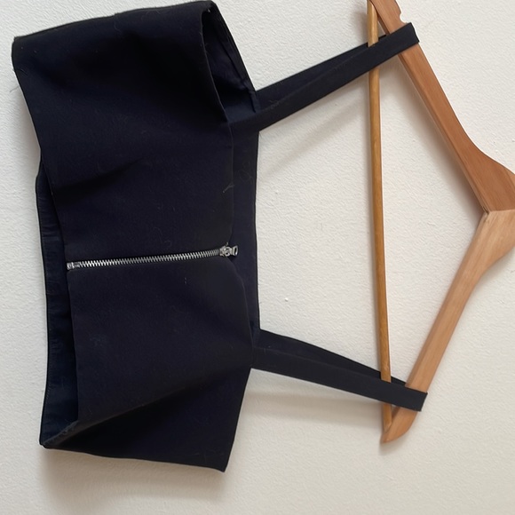 Bra/ crop top - Picture 2 of 3